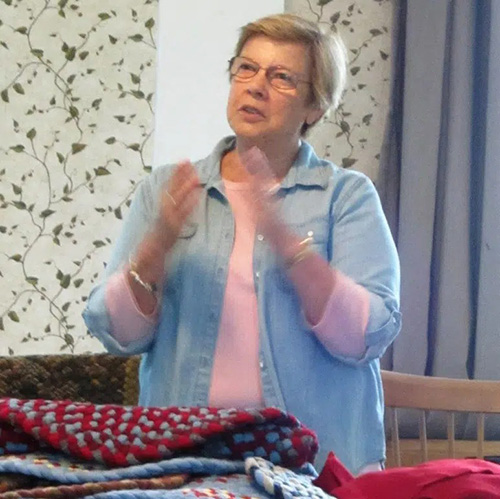 Mary Ragno, rug braider
